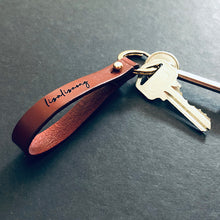 Load image into Gallery viewer, Essential Couple Keychain Set
