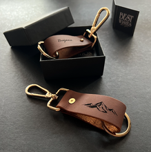 Load image into Gallery viewer, Stylish Couple Keychain Set
